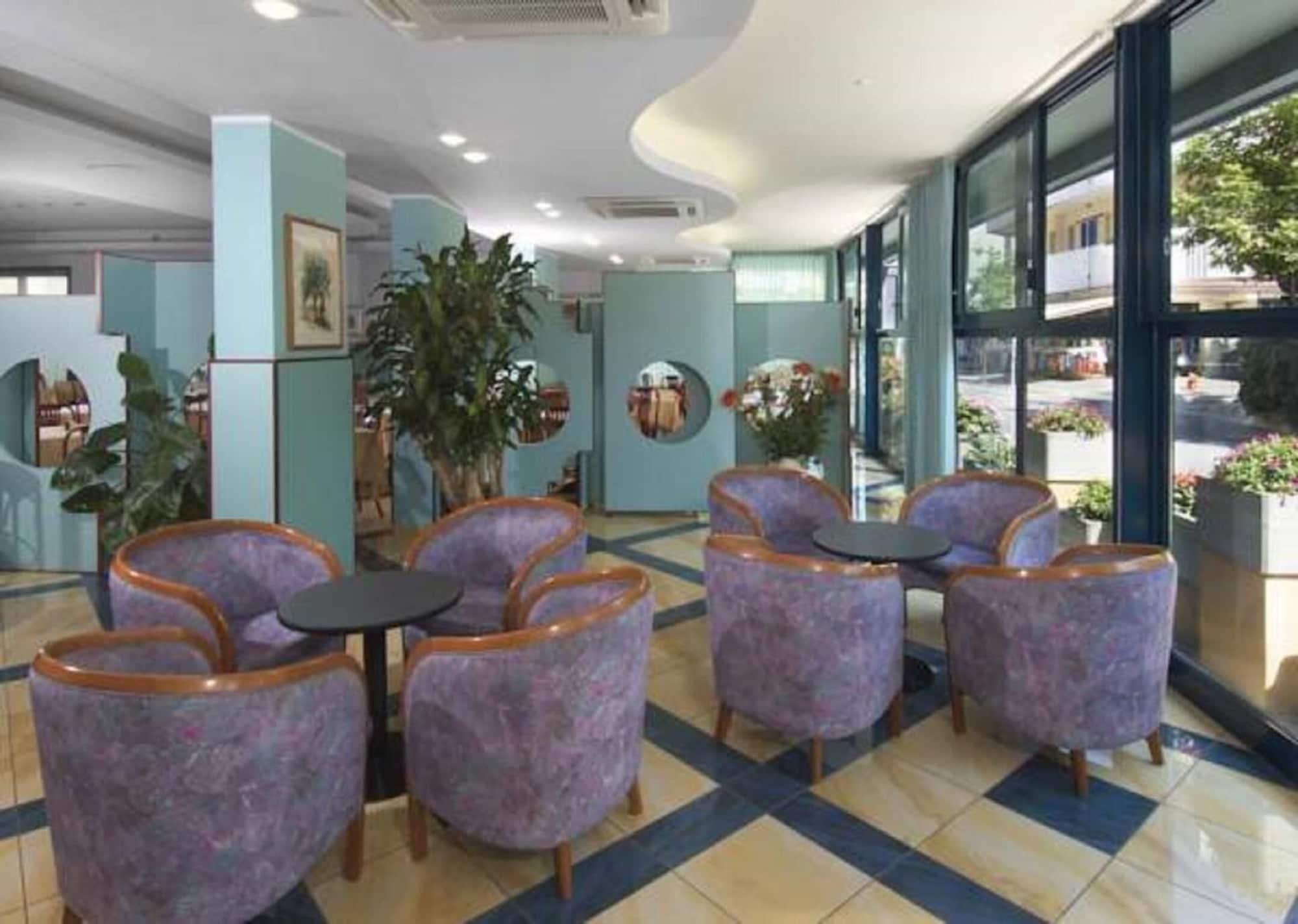 Hotel Diana Белларія-Іджеа-Марина Екстер'єр фото